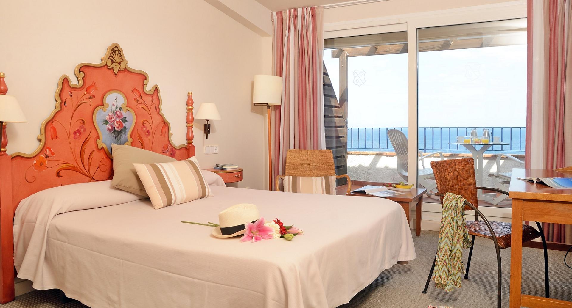 Chambre supérieure vue sur la mer avec terrasse