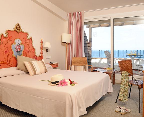 Habitación superior con vistas al mar y terraza